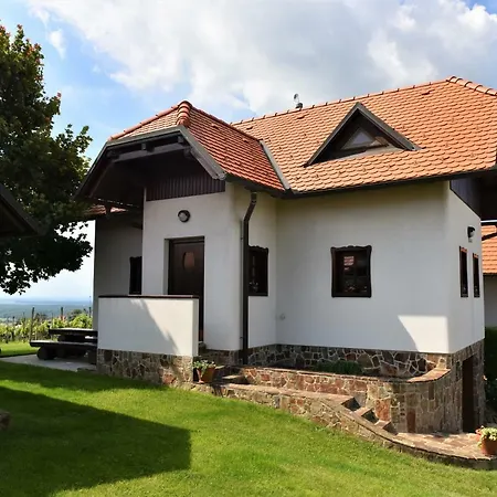 Idila * Lendava